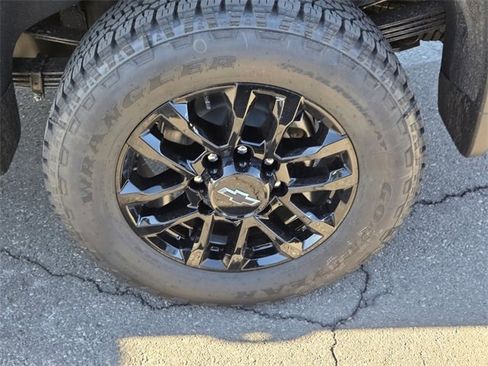 New 2026 Chevrolet Silverado 2500 High Country w/ Midnight Edition image 5