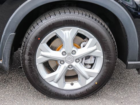 Certified 2024 Honda HR-V LX image 11