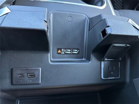 New 2026 Chevrolet Silverado 2500 LT image 26