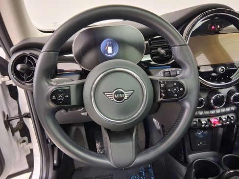 Used 2024 MINI Cooper 2-Door Hardtop FWD image 12