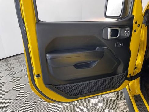 Used 2019 Jeep Wrangler Unlimited Sport S image 12