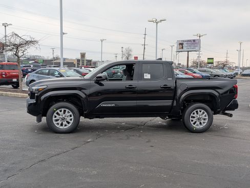New 2026 Toyota Tacoma SR5 image 4
