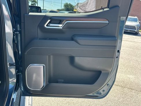 New 2026 GMC Sierra 1500 Denali w/ Denali Reserve Package AWD/4WD image 17