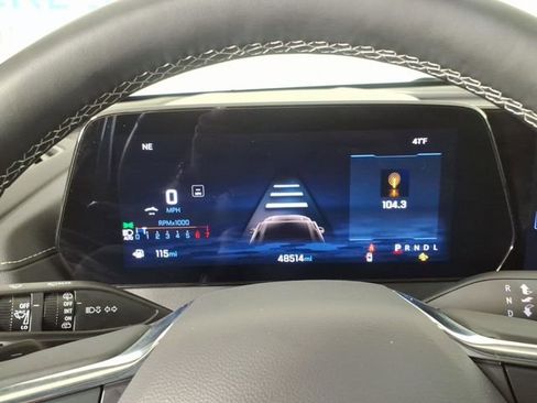 Used 2024 Chevrolet Traverse LT w/ Trailering Package image 18