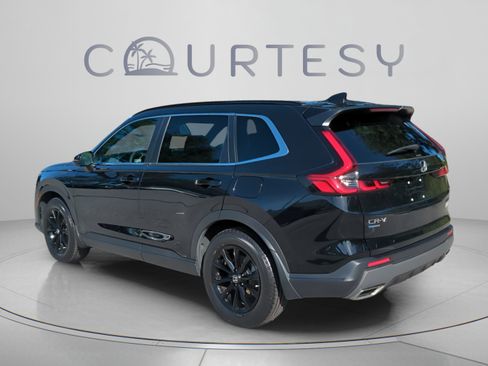 Certified 2024 Honda CR-V Sport image 5