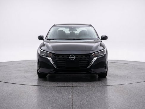 Used 2025 Nissan Sentra S FWD image 2