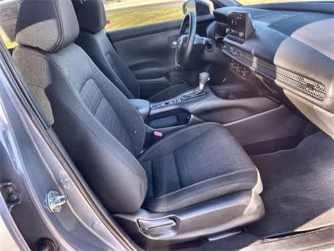 Certified 2025 Honda HR-V Sport image 12