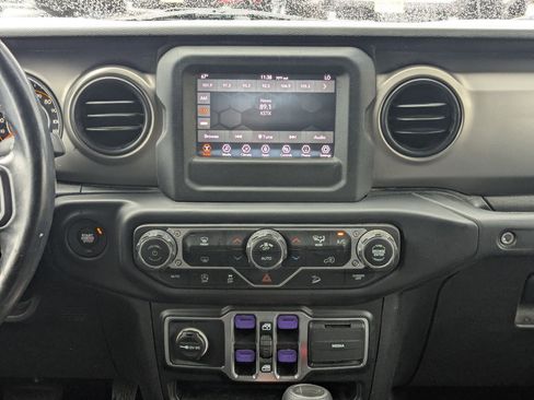 Used 2021 Jeep Wrangler Unlimited Sport image 11