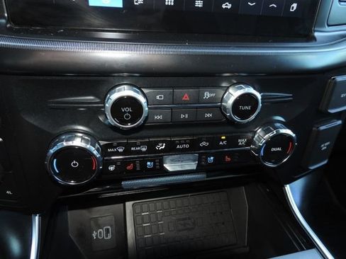 Used 2025 Ford F150 Raptor AWD/4WD image 29