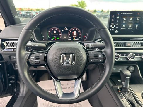 Certified 2025 Honda Civic Sport Touring image 15
