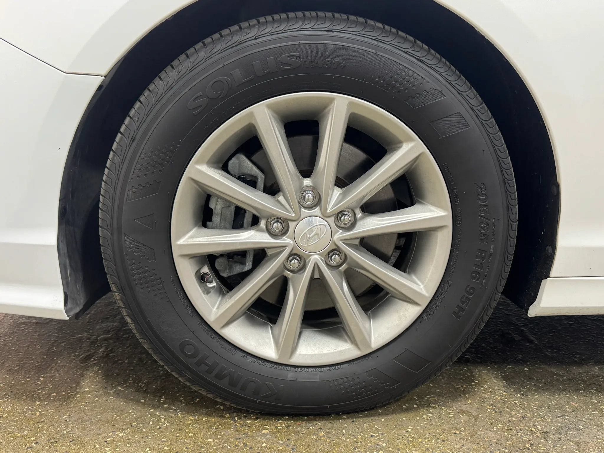 Used 2018 Hyundai Sonata ECO FWD image 9