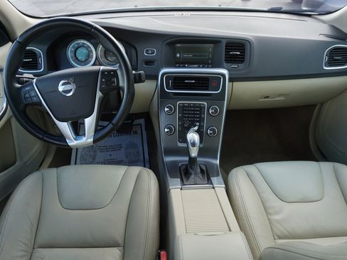 Used 2013 Volvo S60 T5 image 19