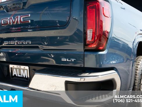 Used 2024 GMC Sierra 1500 SLT image 7