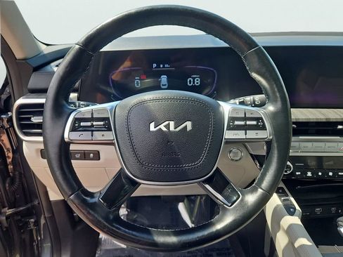 Certified 2023 Kia Telluride EX w/ EX Captain's Chair Package AWD/4WD image 29