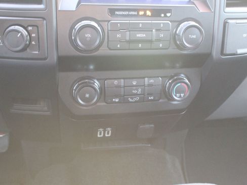 Used 2020 Ford F150 XL w/ Equipment Group 101A Mid image 27