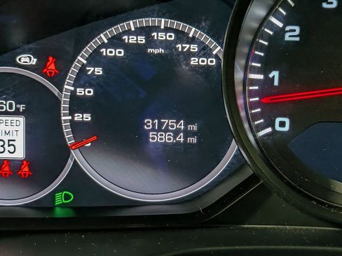 Used 2021 Porsche Panamera GTS image 39