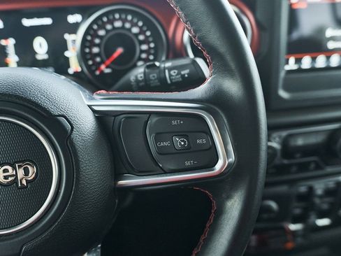 Used 2021 Jeep Wrangler Unlimited Rubicon image 37