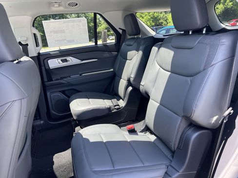 New 2026 Ford Explorer Active w/ Active Comfort Package AWD/4WD image 25