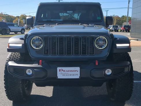 New 2026 Jeep Wrangler Rubicon w/ Xtreme 35 Tire Package AWD/4WD image 8