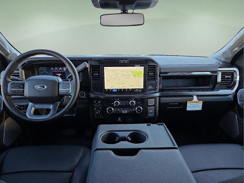 New 2026 Ford F250 Lariat w/ FX4 Off-Road Package image 11