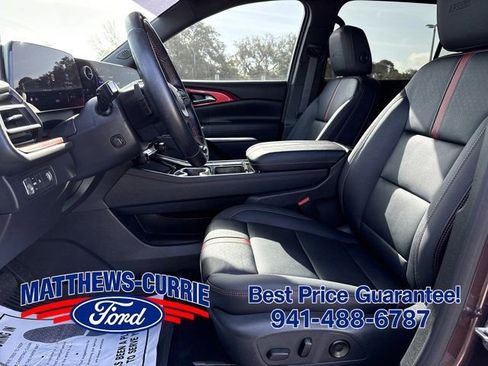 Used 2024 Chevrolet Traverse RS w/ LPO, Floor Liner Package FWD image 13