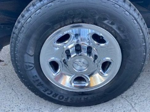 Used 2015 Chevrolet Express 2500 image 26