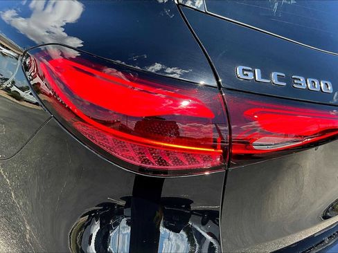 New 2026 Mercedes-Benz GLC 300 image 6