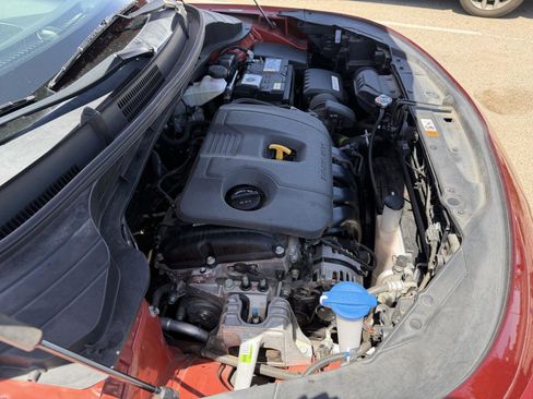 Used 2022 Kia Soul LX w/ Technology Package FWD image 12