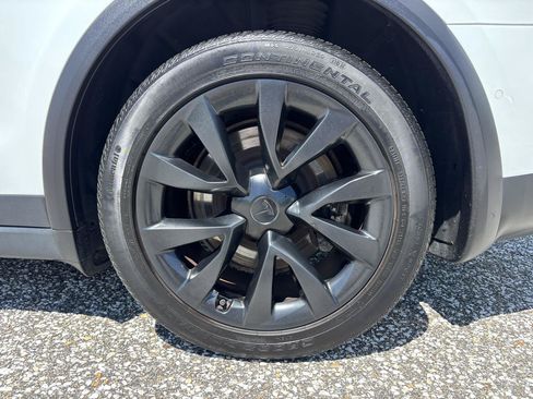 Used 2022 Tesla Model X AWD/4WD image 37