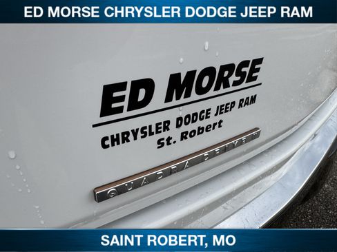 Used 2023 Jeep Grand Wagoneer L Series III AWD/4WD image 11