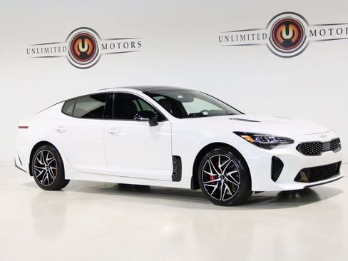 Used 2023 Kia Stinger GT-Line w/ Sun & Sound Package image 29