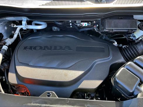 Used 2023 Honda Passport TrailSport image 33