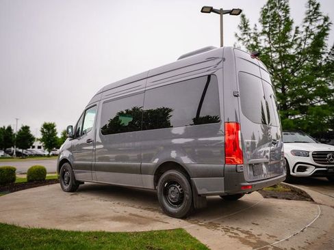 Used 2025 Mercedes-Benz Sprinter 2500 image 6