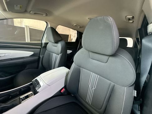 Used 2024 Hyundai Tucson SEL FWD image 14