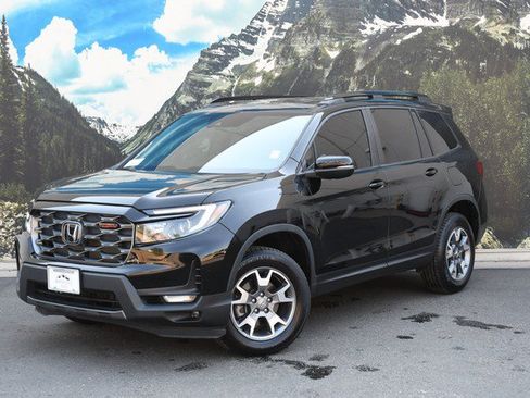 Used 2023 Honda Passport TrailSport image 6