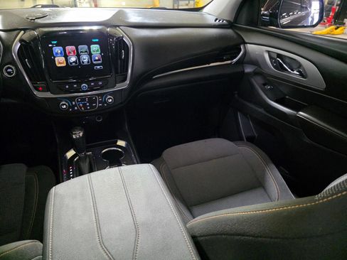 Used 2018 Chevrolet Traverse LT FWD image 14