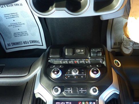 Used 2020 GMC Sierra 1500 SLT image 33