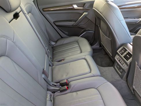 Used 2019 Audi Q5 2.0T Premium Plus w/ Premium Plus Package image 35
