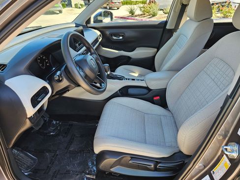 Used 2025 Honda HR-V LX image 16
