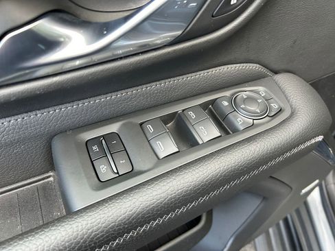 Used 2021 GMC Yukon Denali image 23