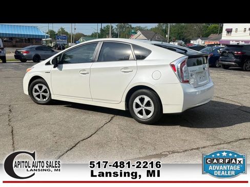 Used 2012 Toyota Prius Two FWD image 6