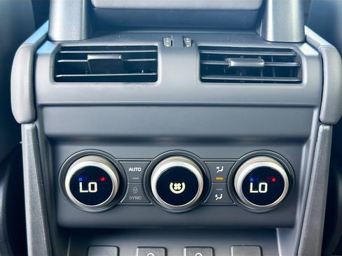 New 2026 Land Rover Defender 110 X-Dynamic SE AWD/4WD image 20