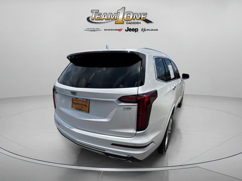 Used 2024 Cadillac XT6 Premium Luxury FWD image 8