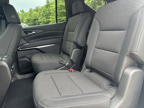 New 2026 Chevrolet Traverse LT FWD image 21