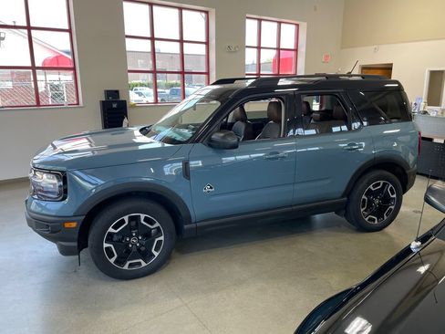 Used 2021 Ford Bronco Sport Outer Banks w/ Outer Banks Package AWD/4WD image 4