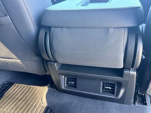 Used 2022 Chevrolet Silverado 3500 LT image 13