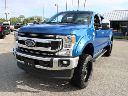 Used 2022 Ford F250 XLT w/ XLT Premium Package AWD/4WD image 3