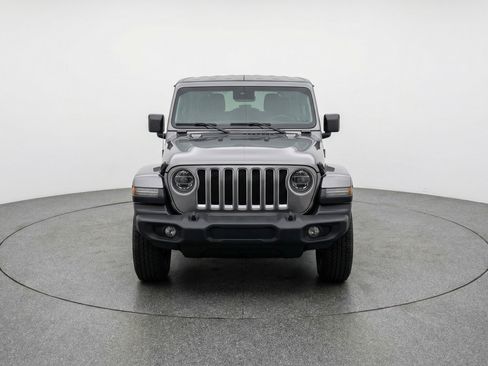 Used 2025 Jeep Wrangler Sport S image 2