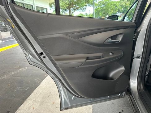 Used 2025 Buick Envista Sport Touring w/ Convenience I Package FWD image 29