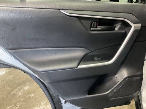 Used 2023 Toyota RAV4 LE image 28